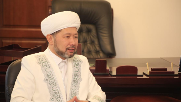 Бас мүфти мынадай деп отырғанда, басқаларға ренжу - ақымақтық емес пе?