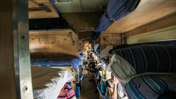 Тиктокер пойыздағы масқараларды әшкереледі