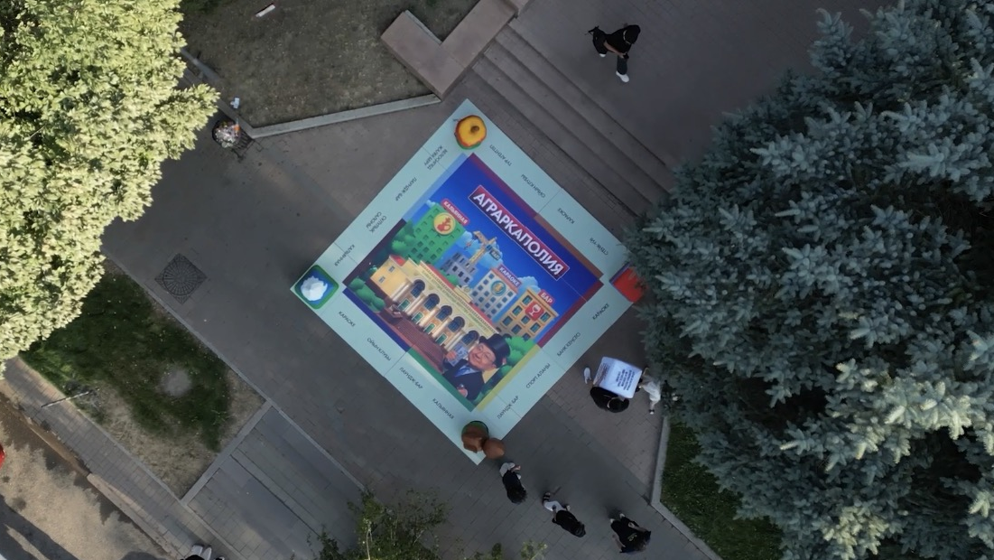 Видеодан ересек еркектердің қыздармен жыныстық қатынасқа түсуін қараңыз