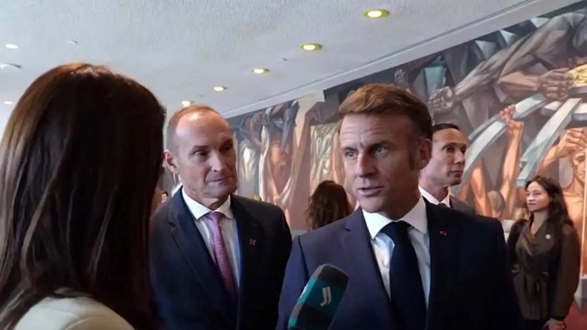 Эмманюэль Макрон: "Мен Қазақстанды жақсы көремін, Тоқаев менің жақын досым"