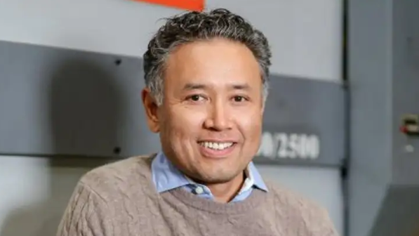 "Армандапсың!": Тұрсын Алагөзов Қазақстанның президенті болғысы келе ме?