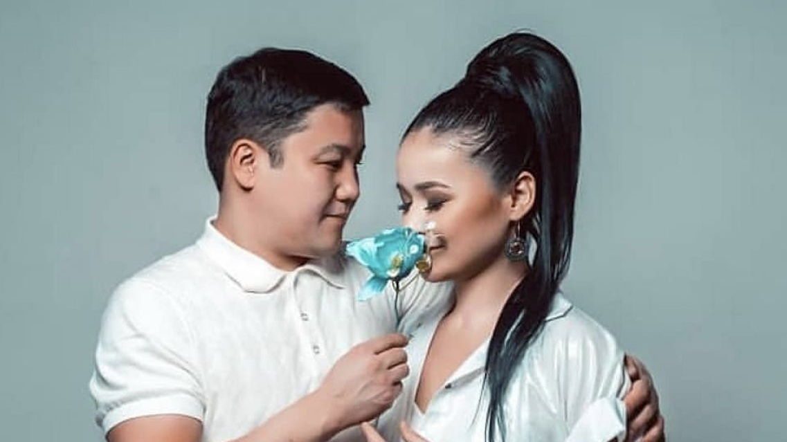 "Бұл - жеңіліс емес" деген Тұрсынбектің әйелі жерлесімен мақтанды