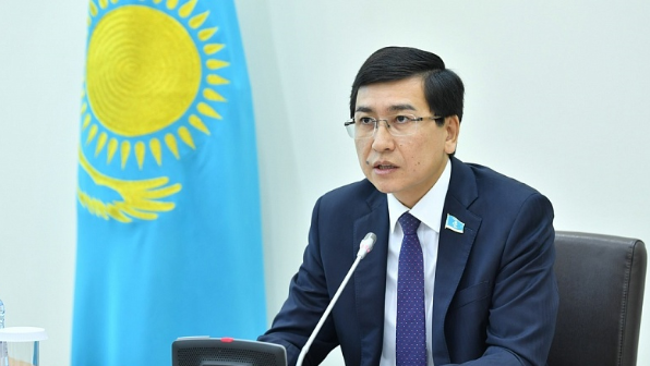 Ұстаздарға сүйінші жаңалық: Депутат жаңа заң жобасы туралы айтып, ұстаздарды құттықтады