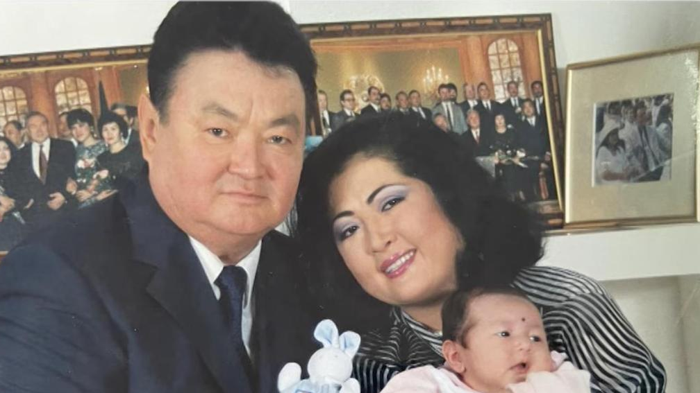 Жалаңаш тон киген