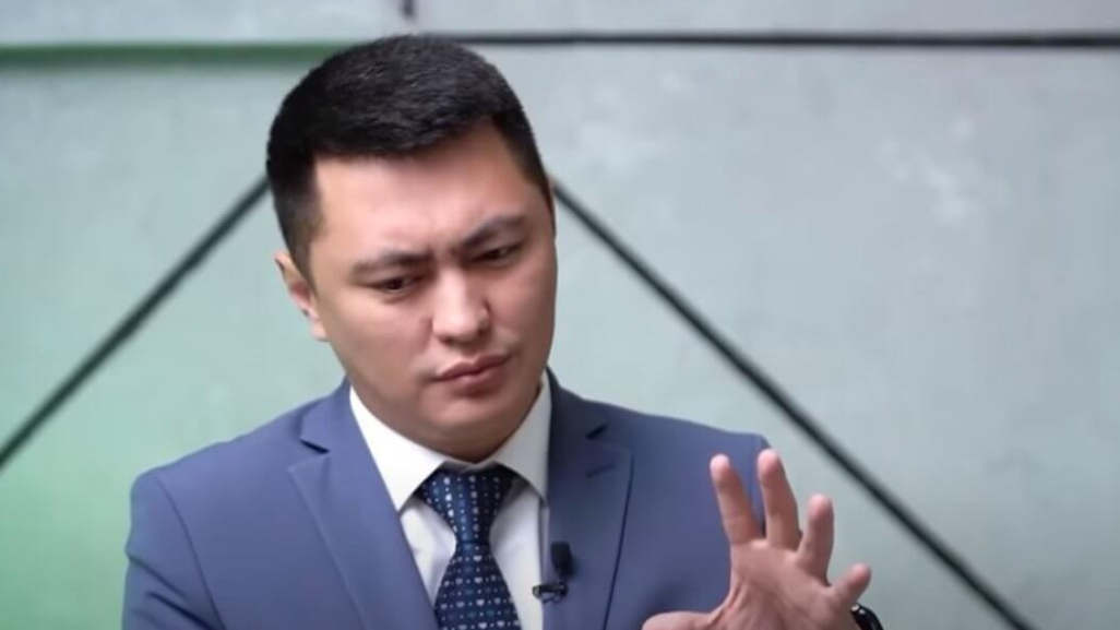 Мулат барлық саңылауларға сіңіп кетеді