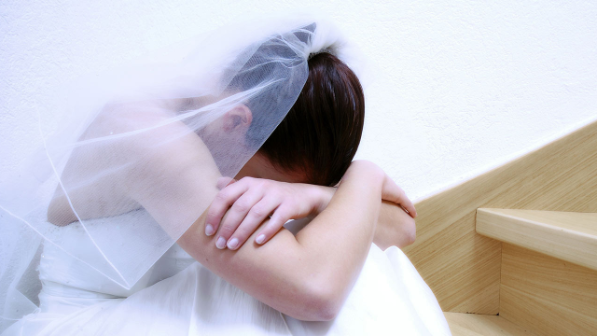 "Ұятты болдым...әкем жылады" деген блогер енді ешқашан тұрмысқа шықпайтынын мәлімдеді