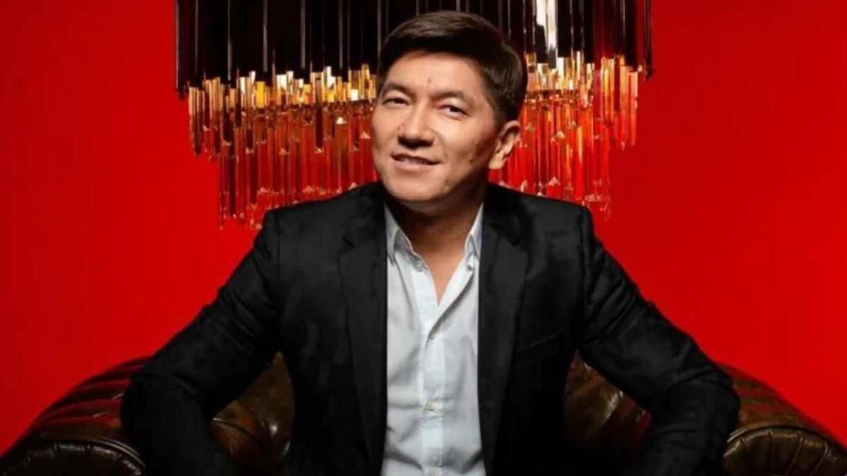 "Сәкен Майғазиевті "емізіп отыр" деген жұрт күлкіге қарық болды