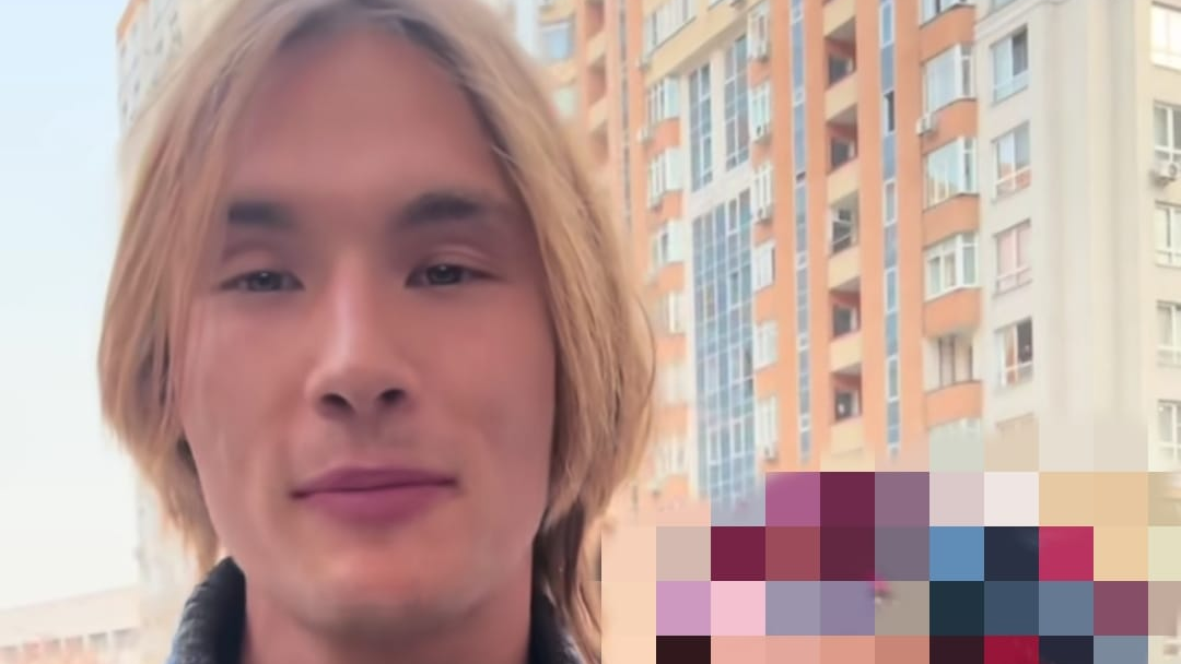 Батырхан Шүкеновтің баласы шүлдірлеп жұрттан ұрыс естіді