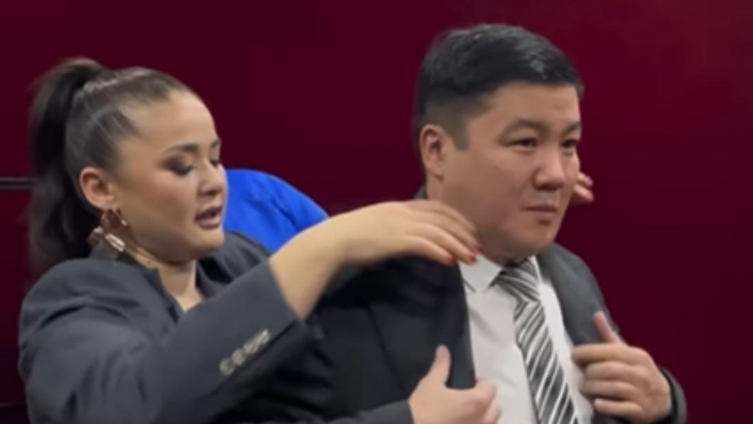 Жетілген орыс әйелі жеке бейне