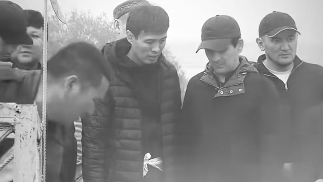 Әлеуметтік желіден ұрланған порно