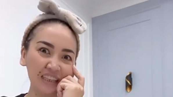 Танымал блогер "жүргіш қыздарға" арнап жазба жариялады