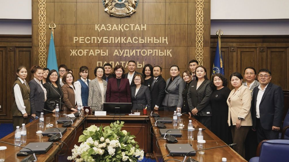 "ББ басшыларын министр тағайындауы керек" дейді белсенді ұстаз 