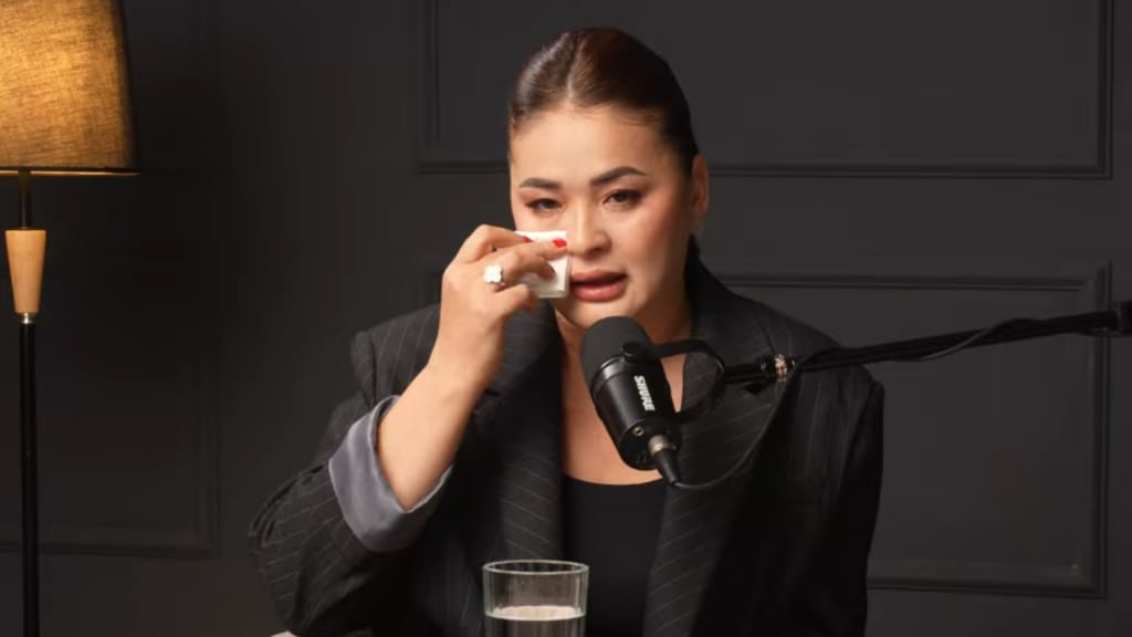 Шәуетпен тамақтанатын онлайн порно видеолар