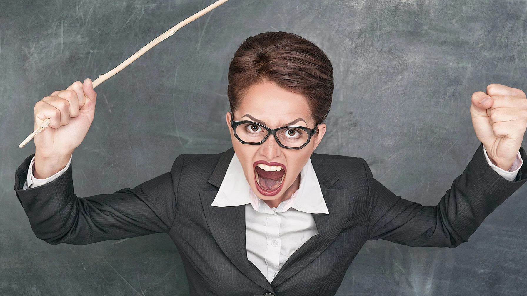 "Білім саласындағы "тирандардан" мұғалімді кім қорғайды?" дейді белсенді ұстаз