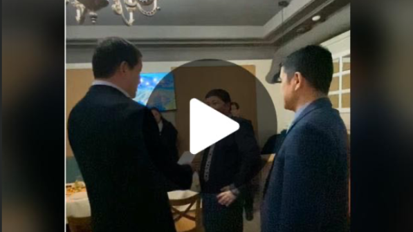 Тұрсынбек Қабатовқа әкім ат мінгізіп, шапан жапты