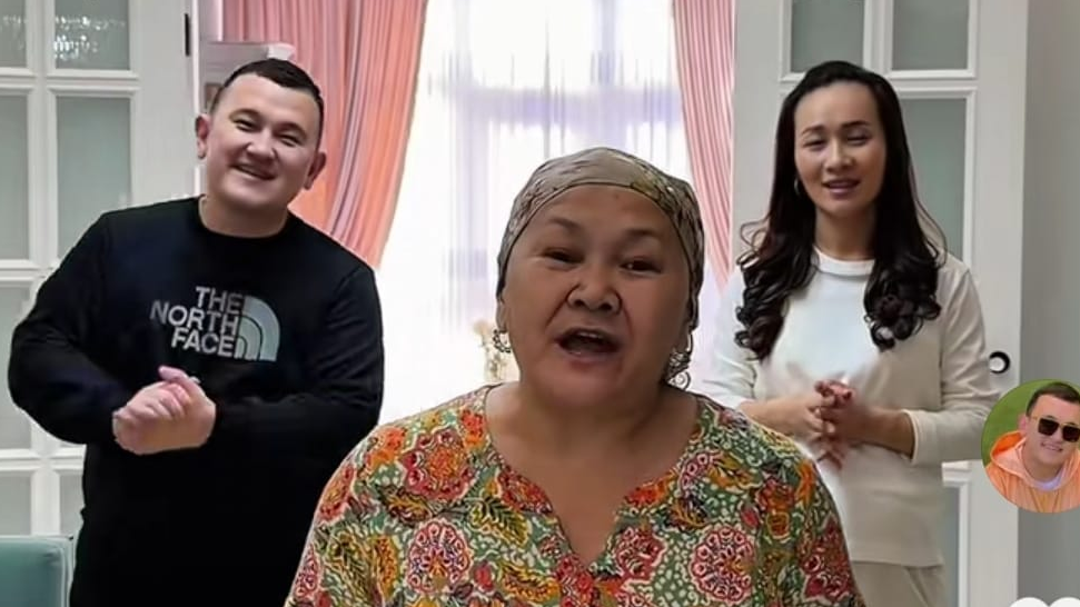 Таня Буланованың жалаңаш кискасы