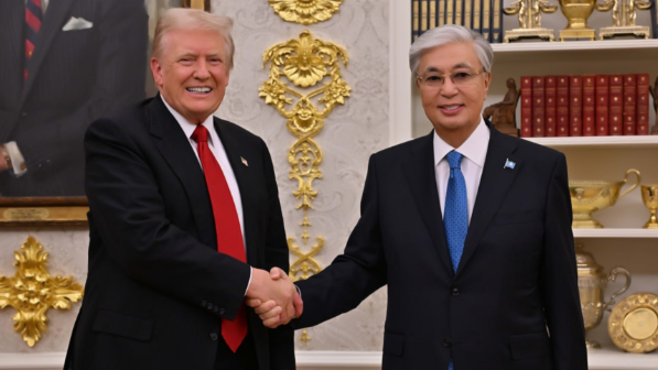 Тоқаев Ақ Үйде Трамппен кездесті  