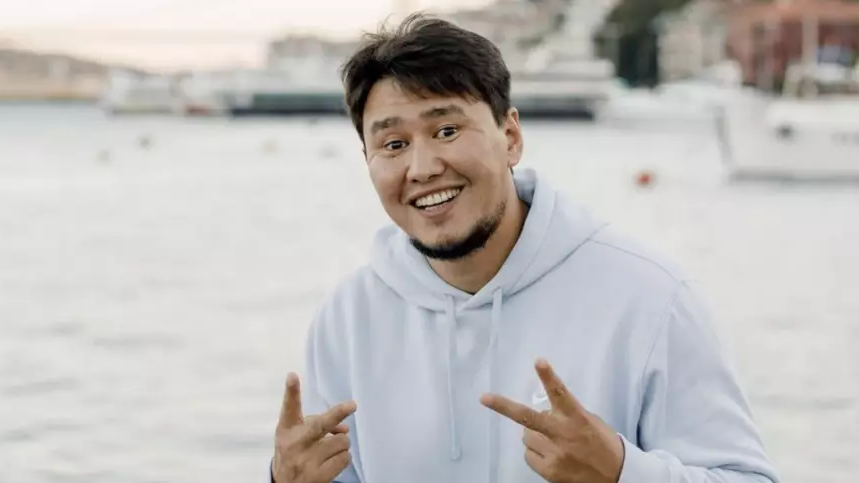 Жахан Отарғали әкесі туралы жұрт білмейтін шындықты айтты