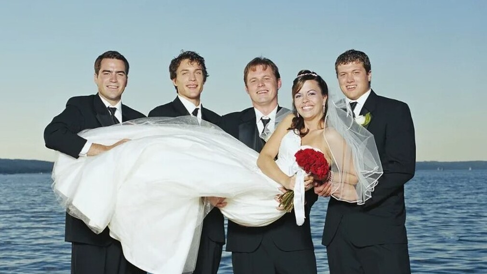 "2050 жылдары бірнеше күйеу алуды заңдастыруымыз мүмкін" деп болжады экономист