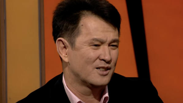 Медеу Арынбаев "бұл өте масқара" деп, Бадықоваға қатысты пікір білдірді