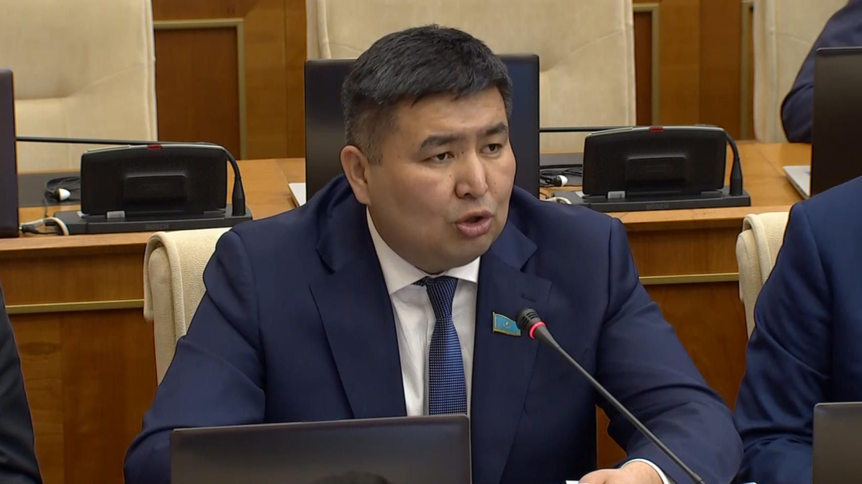 Тағы бір Мәжіліс депутаты тоқал туралы айтты