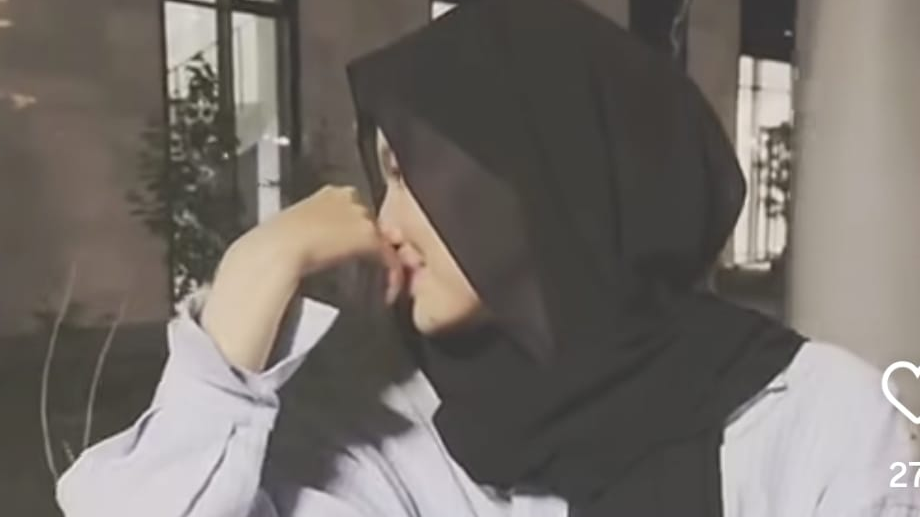 Сәкен Майғазиевтің келіні "қара жамылып" жұрттан сөз естіді