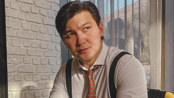 «Жігітше жүр!» – Жігер Ауыпбаев «тоқылдақ» замандастарына үн  қатты