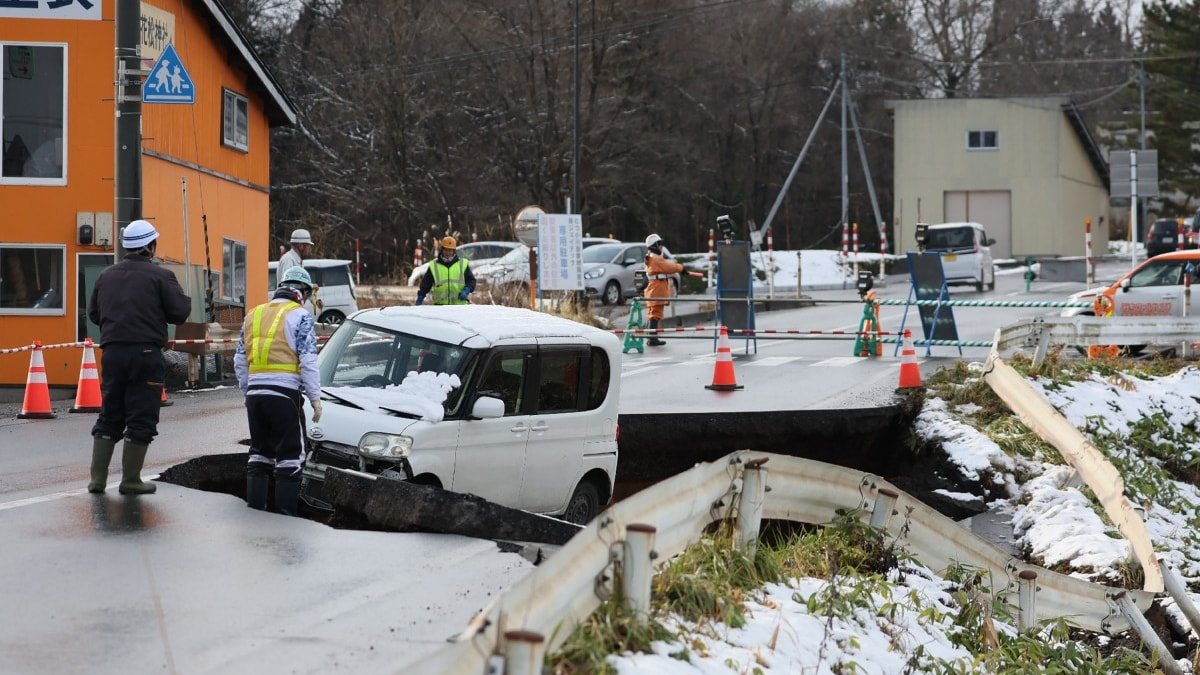 Жапонияда жойқын зілзала: Қорқынышты видеолар тарады