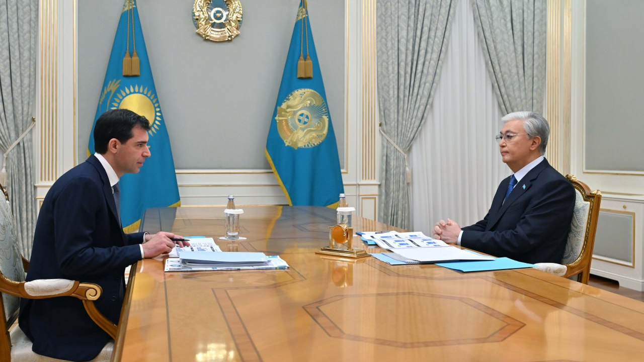 Тоқаев "Qarmet" АҚ директорлар кеңесінің төрағасы Андрей Лаврентьевті қабылдады