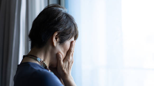 40+жастағы мыңдаған әйел қазір неге өкінетінін айтып, жастарға ақыл айтты