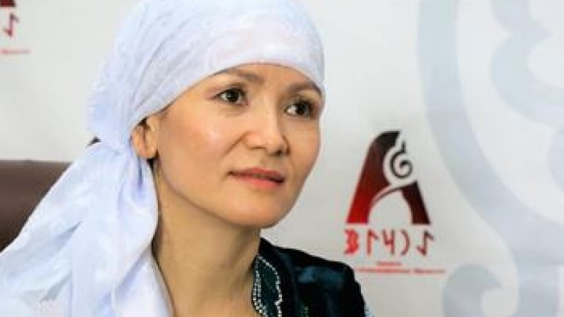 "Маған тойота әкеліңізші" деген Ақжүніс Президентке өтініш айтып, сәлем жолдады