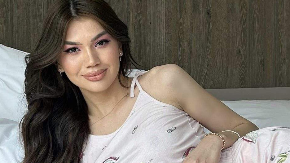 Қазақстандық трансгендер Никонет жүкті екенін мәлімдеді