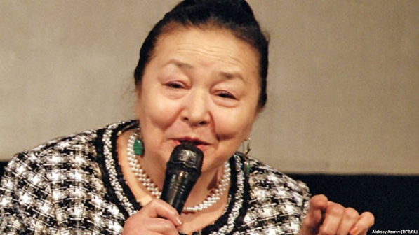 Қыз Жібектің Бекежанды жоқтауы елді жылатты