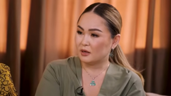 "Зорламақ болған досымнан қашып, зиратта жаттым"дейді блогердің әйелі