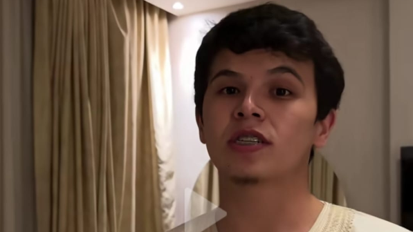 "Меккеде қайыр сұраған бірінші қазақ": Діндар жігіттің әрекеті сынға ұшырады