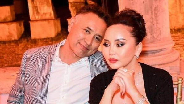 Тұрсын Алагөзов әйеліне сыйлықтың "потологын" қойды