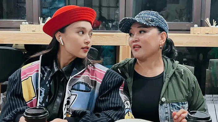 Жанар Айжанова қызы Айжұлдыз туралы құпия сырын ашты