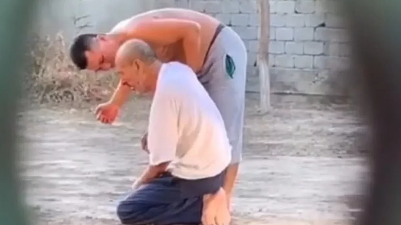 "Әкесін сабап өлтірген" Алмас сотта еңіреп жылап, соңғы сөзін айтты