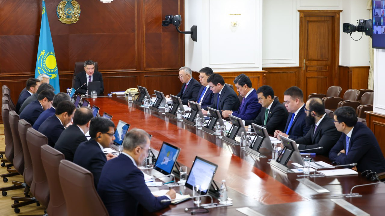 Бектенов Халықаралық қаржы ұйымдарымен ынтымақтастық жөніндегі үйлестіру кеңесінің отырысын өткізді