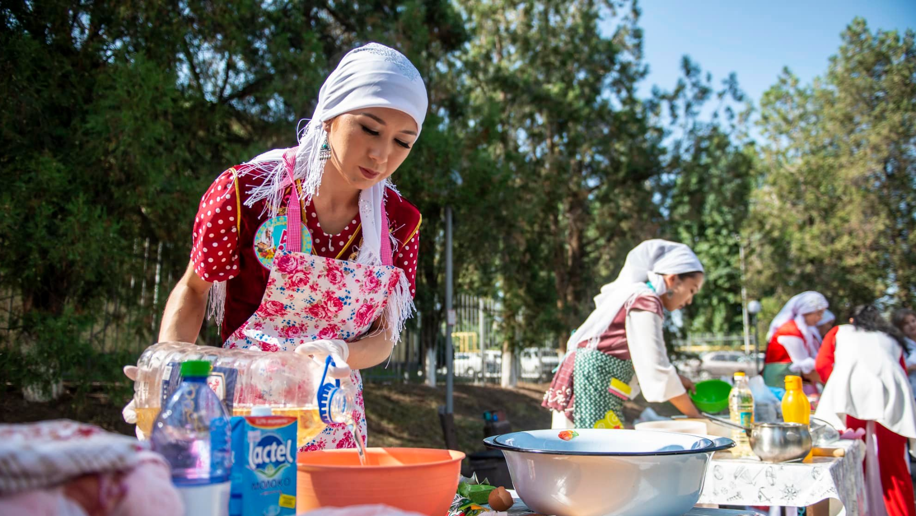 Қазақта шежіреге келіннің, күйеубаланың аттары жазыла ма, бұл қалай?