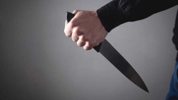 "Мойнынан осып жіберген": Алматыда жантүршігерлік жағдай 