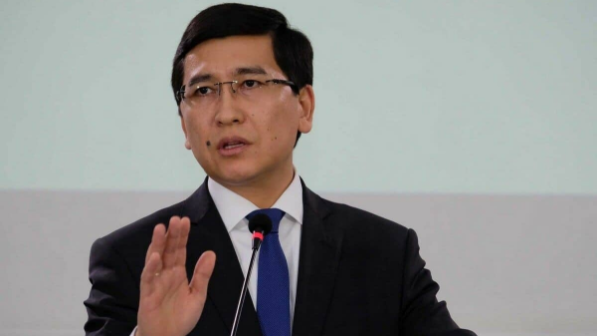 "Аймағамбетовпен айқасу басталды": Зейнеткер ұстаздың жазбасы жүздеген кісінің ренішін оятты