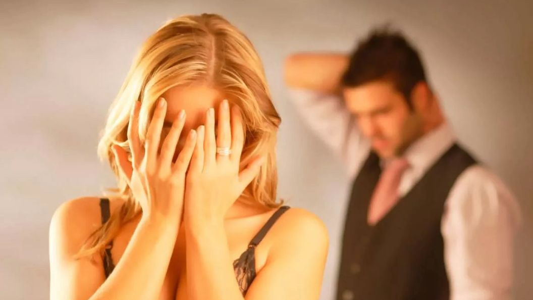 Отбасылы еркектің көңілдесі болған қыздар өмірлері туралы сыр шертті