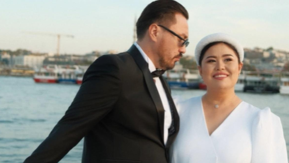 Сүйінші! Дариға Бадықова мен Олжас Абай ел күткен жаңалығымен бөлісті