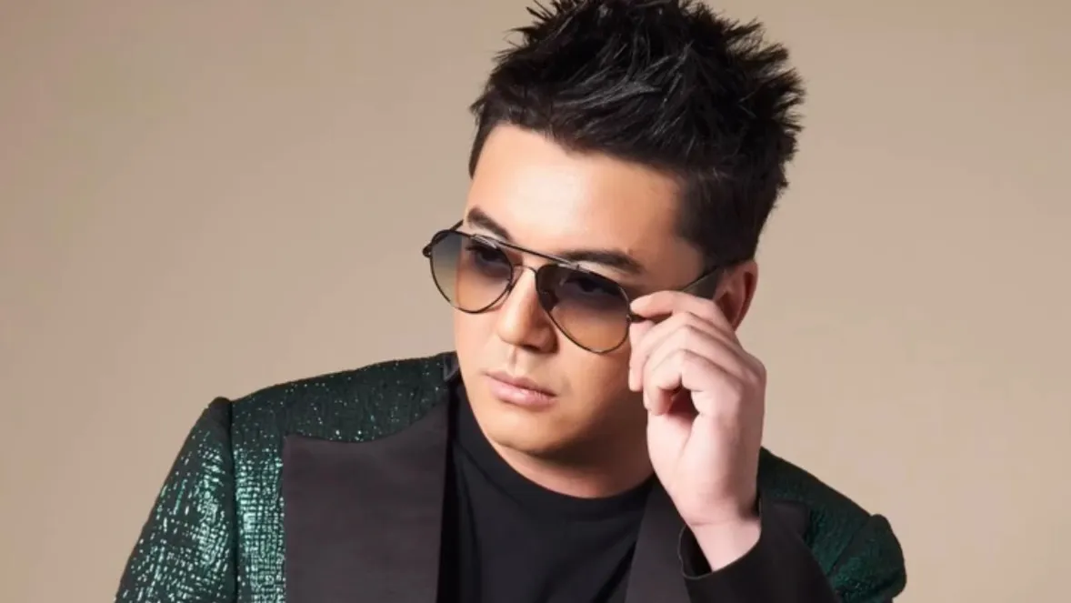 Әнші Алмас Кішкенбаев ренішін білдіріп, үндеу жасады