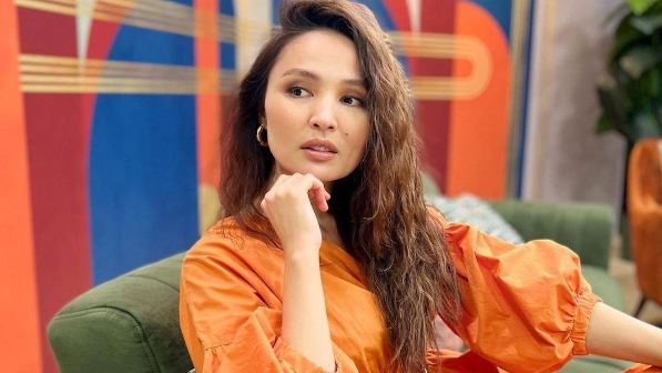 Жұлдыз Әбдікәрімова: "Өмір бойы алысып өтетін шығармын"