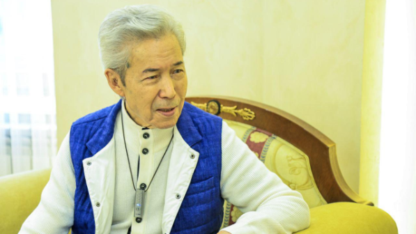 Нұрғали Нүсіпжанов кімнің "жеке әншісі" болғанын айтты