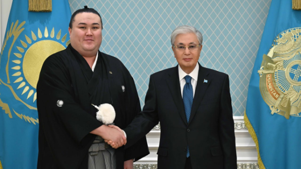 Мемлекет басшысы сумошы Ерсін Балтағұлды қабылдады 