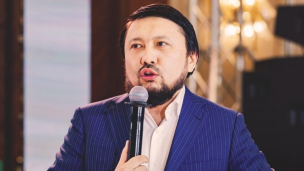 Мұхамеджан Тазабек: "Тағдырдан екі рет таяқ жемеңіз"
