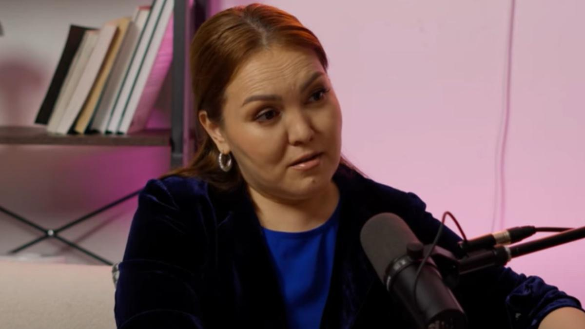 "Өмірім керексіз адамдардан тазаланды" дейді Жұлдызай Дүйсенбиева